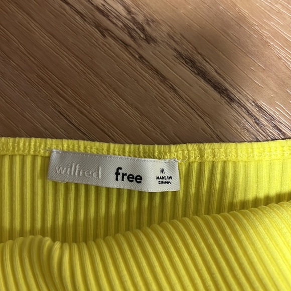 Aritzia Wilfred free yellow bodysuit size medium - Picture 3 of 3